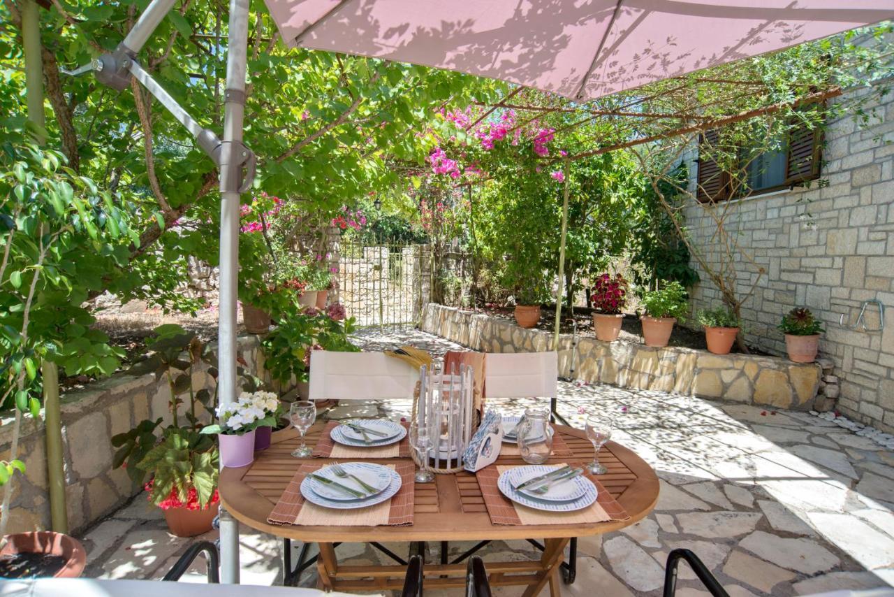 Villa Kiki Paxos Ozias Gáiosz Kültér fotó